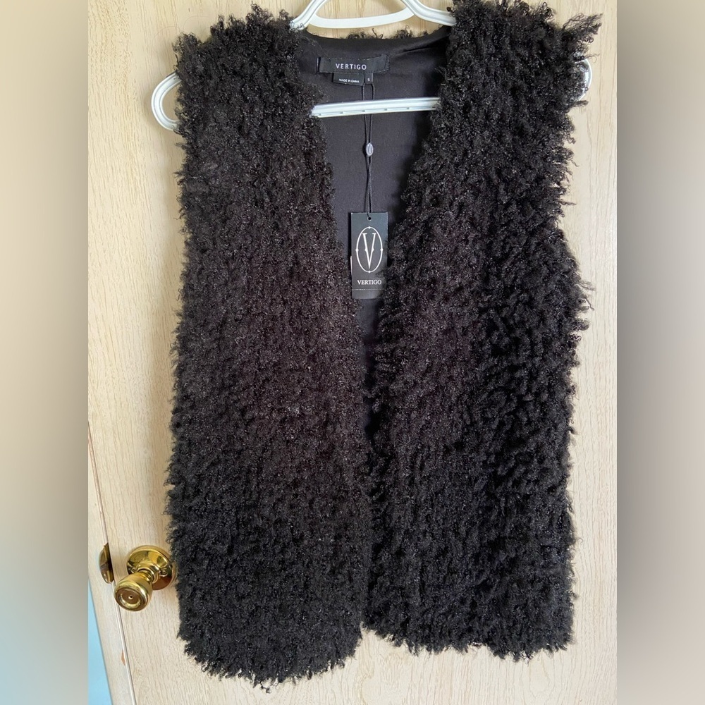 VERTIGO Black Faux Fur Vegan Very Soft Open Front Vest Sz Small NEW‎ WITH TAGS